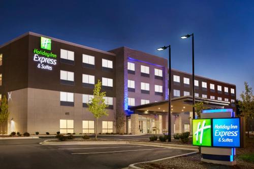 Фотография гостиницы Holiday Inn Express & Suites Salisbury, an IHG Hotel