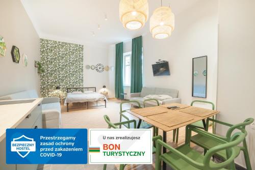 Фотография хостела Dizzy Daisy Hostel