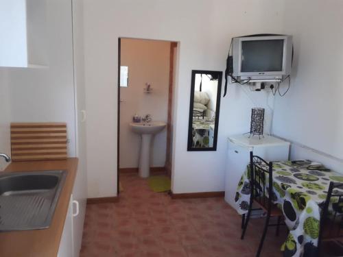 Фотографии мини отеля
Yonz Self Catering Units