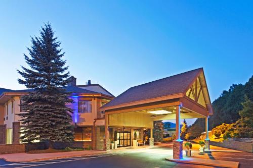 Фотография гостиницы Holiday Inn Express Blowing Rock South, an IHG Hotel