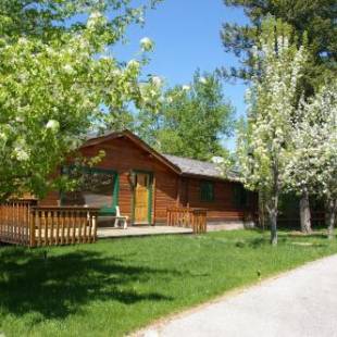 Фотографии гостевого дома 
            Creekside Cabin