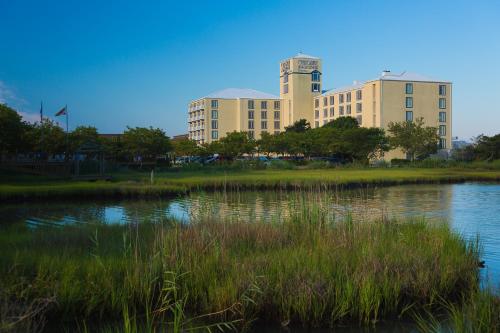 Фотографии гостиницы 
            Coconut Malorie Resort Ocean City a Ramada by Wyndham