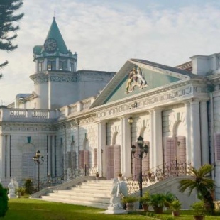 Фотография гостиницы COSSIMBAZAR PALACE OF THE ROYS ( RAJBARI)