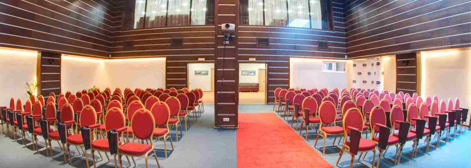 Фотография конференц-зала Континенталь