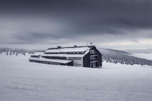 Фотографии гостевого дома 
            Dvorská Bouda