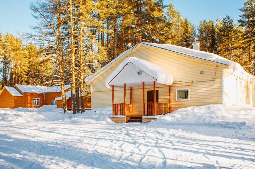 Фотография базы отдыха Колос