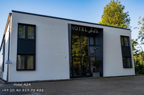 Фотография гостиницы Hotel A24 bei Hamburg