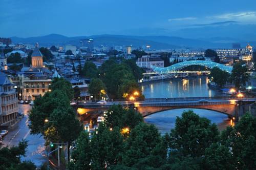 Фотографии гостиницы 
            Hotel Tbilisi Central by Mgzavrebi