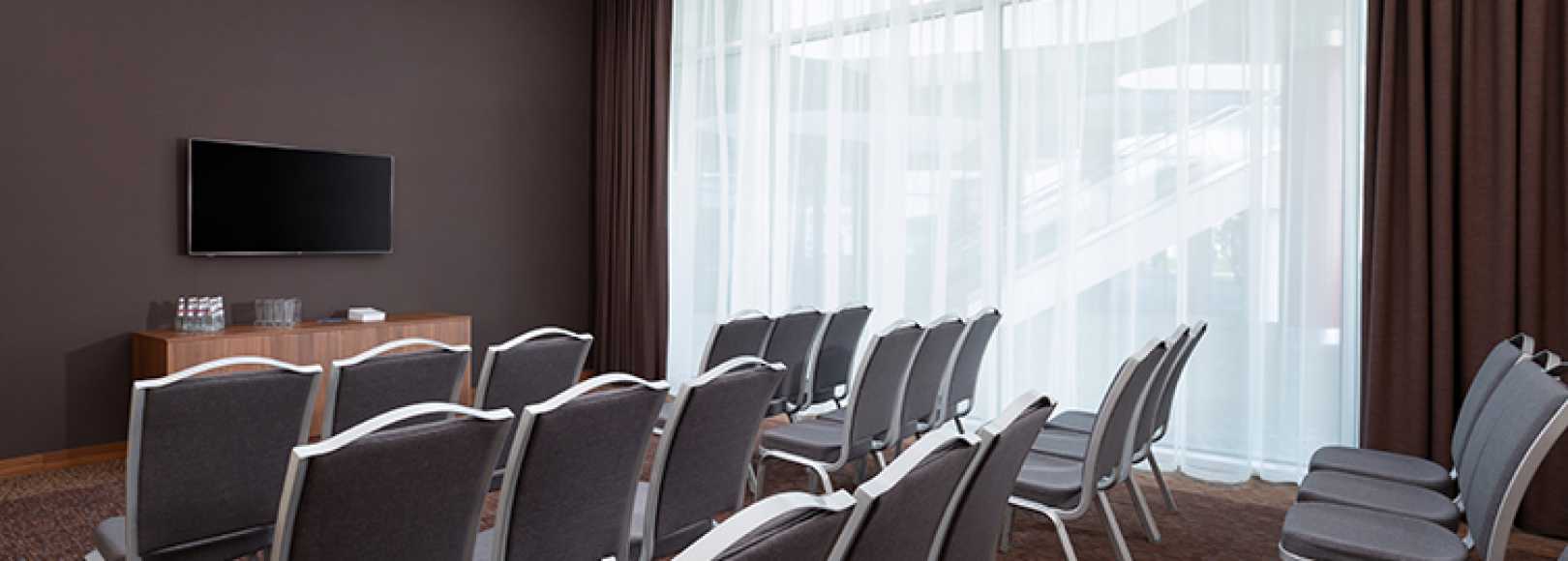 Фотография комнаты для переговоров Сира