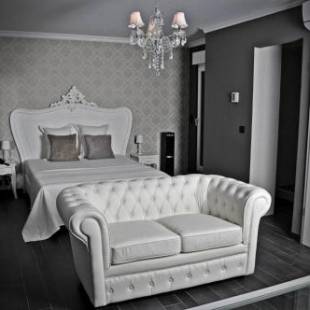 Фотографии гостиницы 
            V E R O N E - Rooms & Suites - Liège - Rocourt