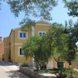 Фотография гостевого дома Family friendly apartments with a swimming pool Sali, Dugi otok - 8083