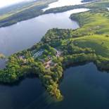 Фотография базы отдыха SLĖNYJE Dvaro svečių namai Lake view Manor Guest House In the Walley