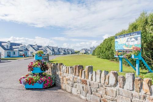 Фотография гостевого дома Portbeg Holiday Homes at Donegal Bay