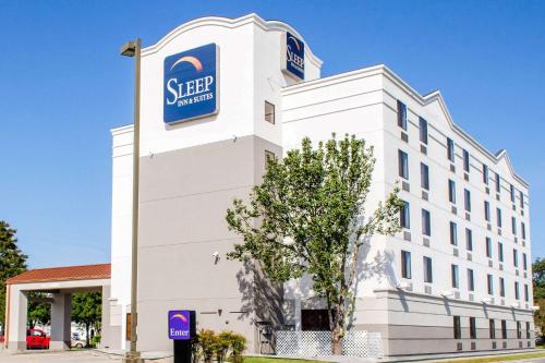 Фотография гостиницы Sleep Inn & Suites Metairie