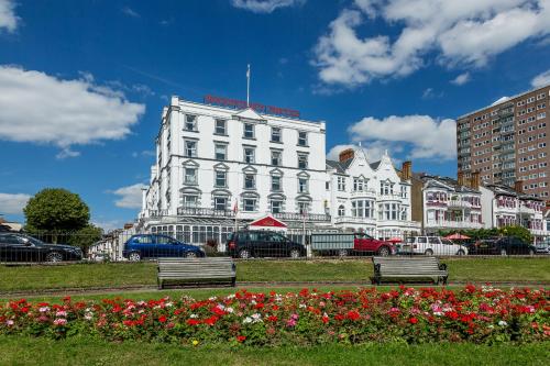 Фотография гостиницы Muthu Westcliff Hotel (Near London Southend Airport)