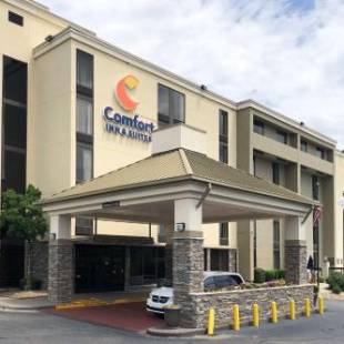 Фотографии гостиницы 
            Comfort Inn & Suites Durham near Duke University