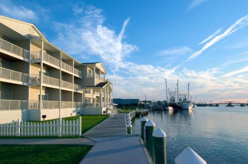 Фотография гостиницы Hampton Inn & Suites Chincoteague-Waterfront, Va