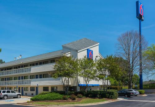 Фотография гостиницы Motel 6-Tucker, GA - Atlanta Northeast