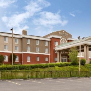 Фотография гостиницы Country Inn & Suites by Radisson, Commerce, GA Near SK Battery Plant