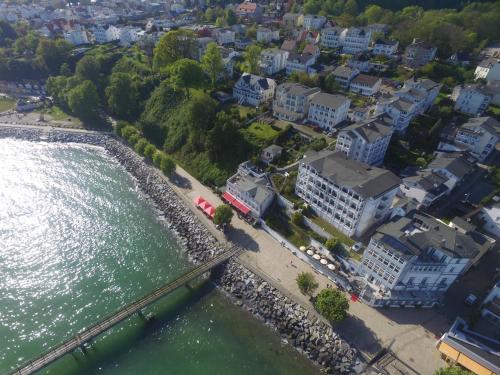 Фотографии гостиницы 
            Fährblick - Pension und Restaurant direkt am Wasser