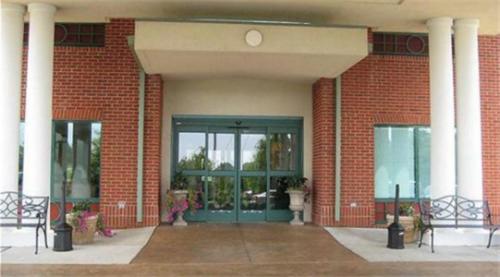Фотография гостиницы Holiday Inn Express Hotel & Suites Olive Branch, an IHG Hotel