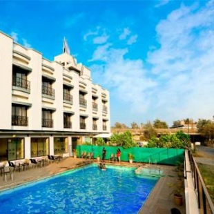 Фотография гостиницы Hotel Aristro Lonavala