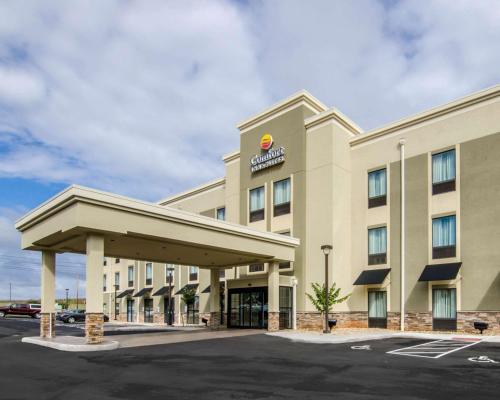 Фотография гостиницы Comfort Inn & Suites Lynchburg Airport - University Area