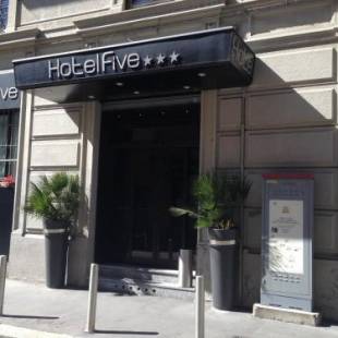 Фотографии гостиницы 
            Hotel Five