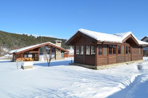 Фотография гостевого дома Gostnici Holiday Home