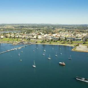 Фотографии базы отдыха 
            NRMA Portland Bay Holiday Park