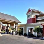 Фотография гостиницы Holiday Inn Express Roseburg, an IHG Hotel