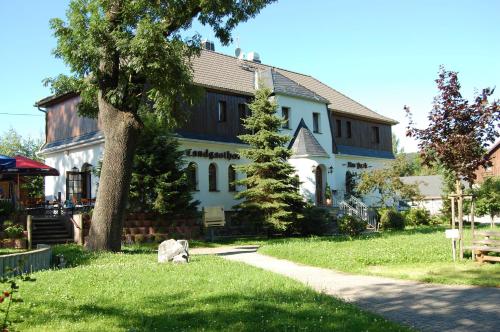 Фотографии гостевого дома 
            Landgasthof "Am Park"