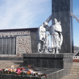 Фотография памятника Мемориал павшим в годы Великой Отечественной войны
