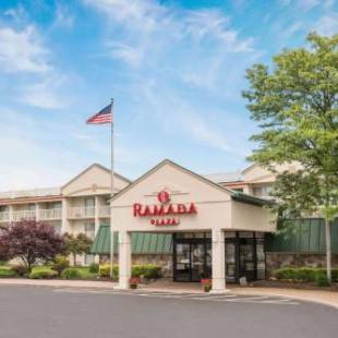 Фотографии гостиницы 
            Ramada Plaza by Wyndham Portland