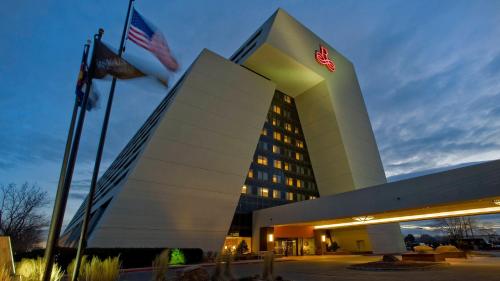 Фотография гостиницы Renaissance Denver Central Park Hotel