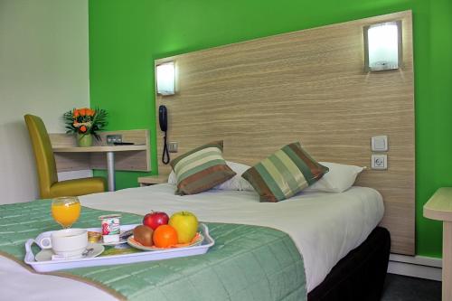 Фотография гостиницы Hotel Restaurant Les Jardins D'Epône