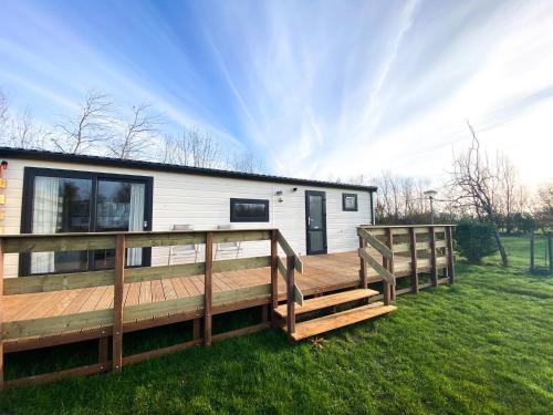 Фотография гостевого дома Chalet OK29 Oostkapelle