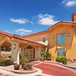 Фотография гостиницы La Quinta Inn by Wyndham El Paso East Lomaland