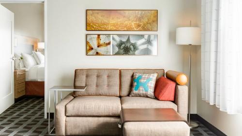 Фотография гостиницы TownePlace Suites Cedar Rapids Marion