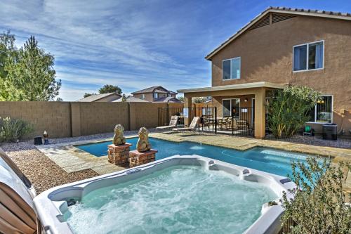 Фотографии гостевого дома 
            Coolidge Getaway with Pool, Hot Tub and Fire Pit!