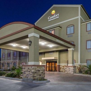 Фотография гостиницы Comfort Inn & Suites