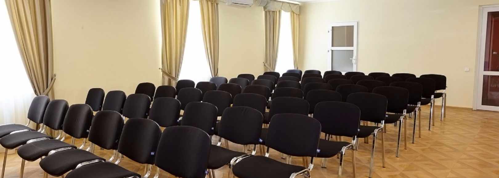 Фотография конференц-зала Андорра