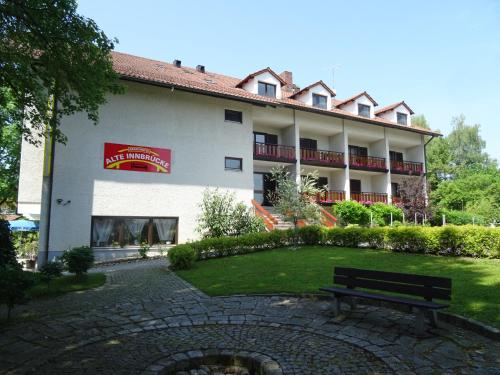 Фотография апарт отеля Apparthotel Alte Innbrücke Neuhaus am Inn