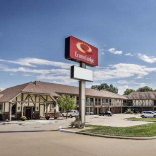 Фотография гостиницы Econo Lodge University