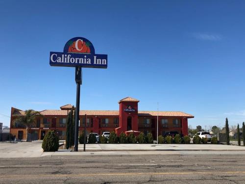 Фотография гостиницы California Inn Hotel and Suites Adelanto US 395