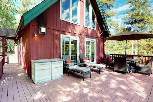 Фотография гостевого дома Forest Bears Hideout