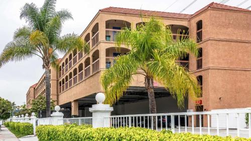 Фотография гостиницы Motel 6-Gardena, CA - South