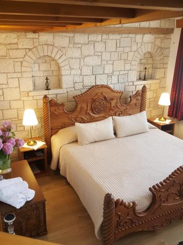 Фотографии гостиницы
Hotel Gjirokastra