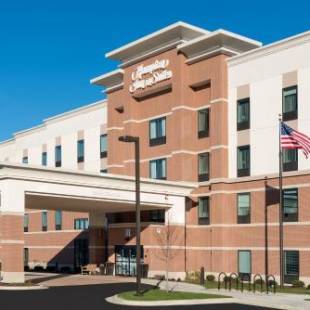 Фотографии гостиницы 
            Hampton Inn & Suites by Hilton Chicago Schaumburg IL