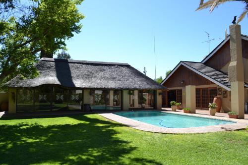 Фотография мини отеля Castello Guesthouse Vryburg